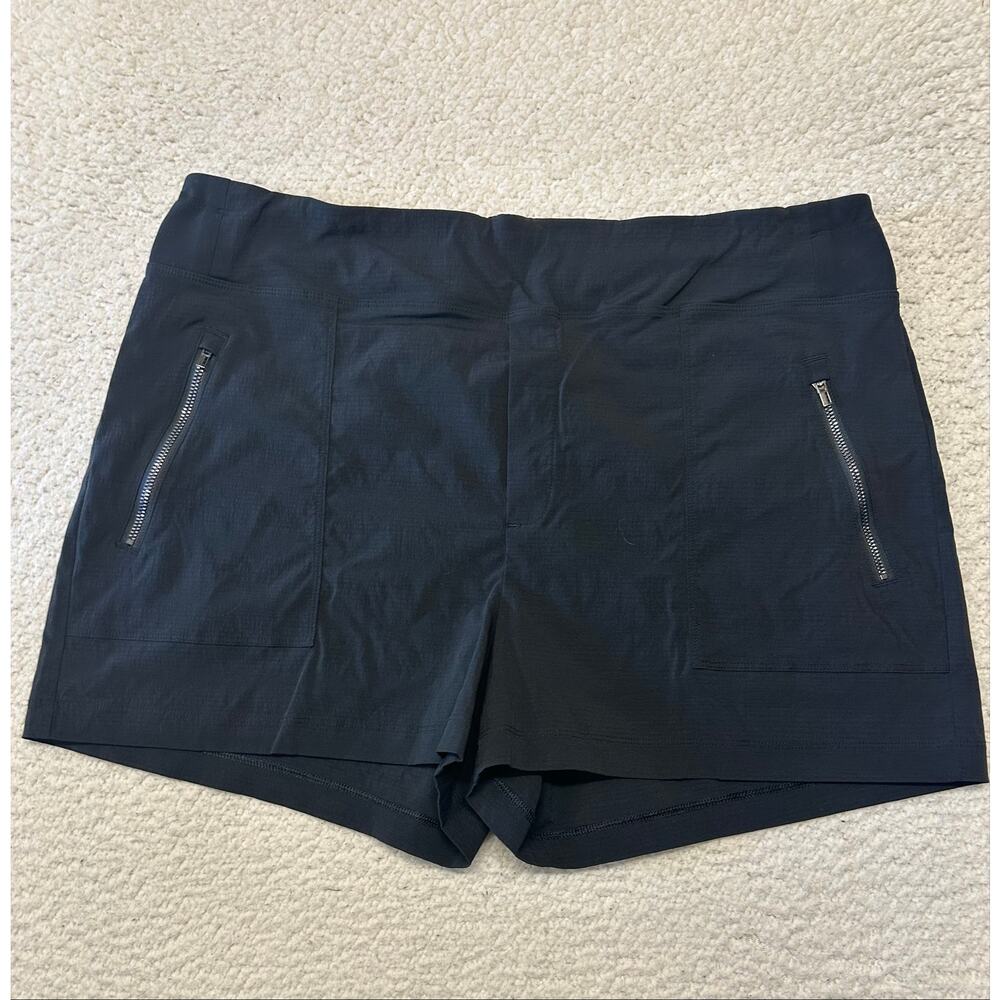 Athleta Trekkie North Hiking Shorts Size 16
